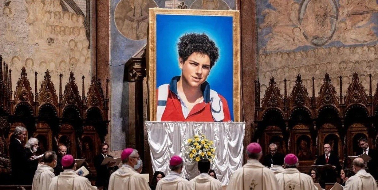 El papa León XIV canonizó a Carlo Acutis, el primer santo de la generación millennial