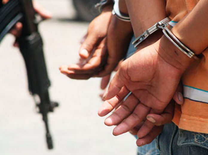 MP imputa a dos hombres por ejercer la minería ilegal