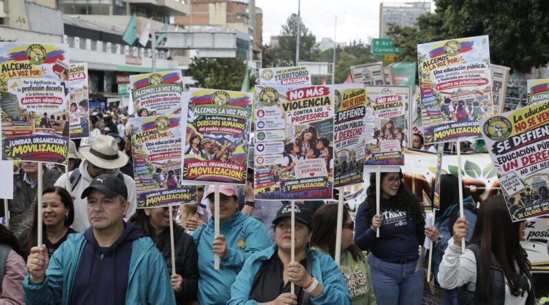Masiva jornada de protestas: Decenas de miles se movilizan en las principales ciudades contra el Gobierno de De la Espriella